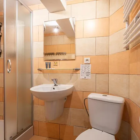 假日公园 Osrodek Wypoczynkowy Diuna 莱鲍